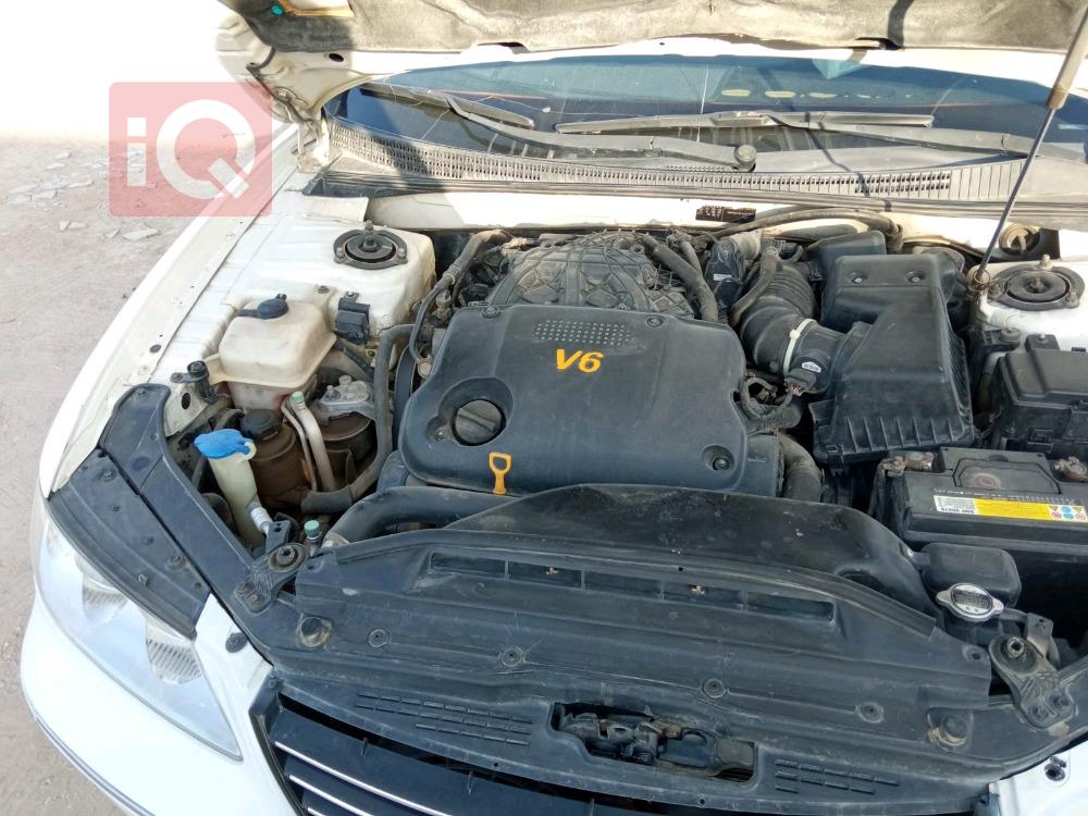 Hyundai Azera